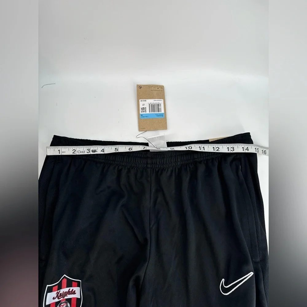 NWT Nike Dri-Fit Travel Pant Medium